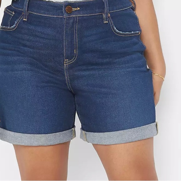 Lane Bryant Signature Fit Boyfriend Jean Midi Short - Picture 10 of 10